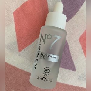 No 7 Resurfacing Peel